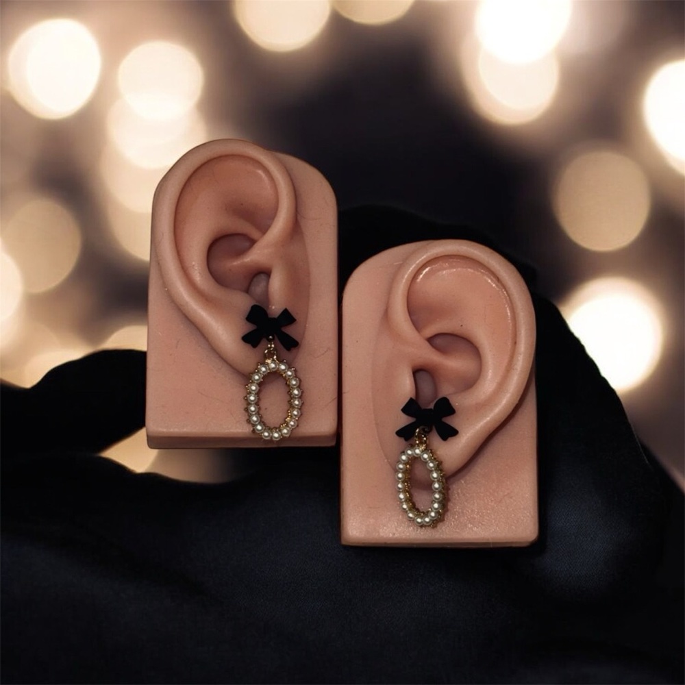 Elegant Black and Gold Bow Earrings